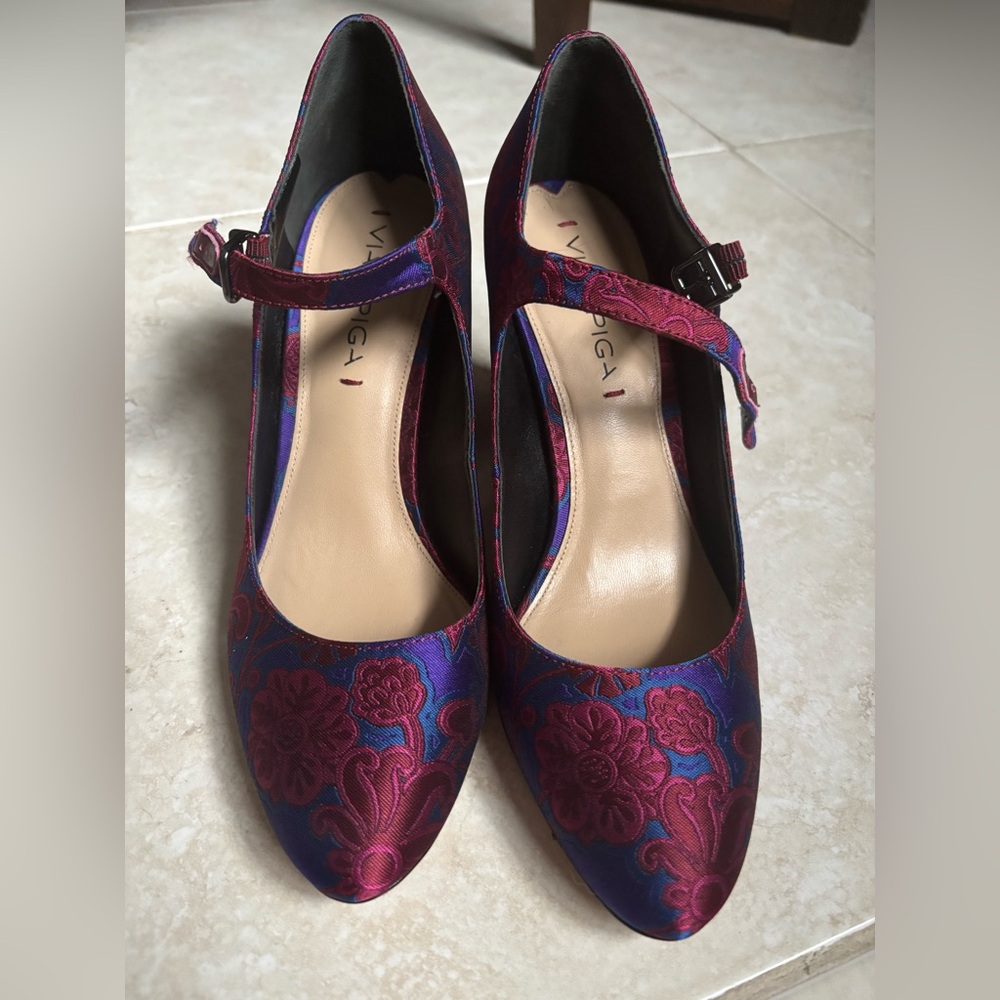 Via Spiga Deanna Mary Jane Pump size 7.5